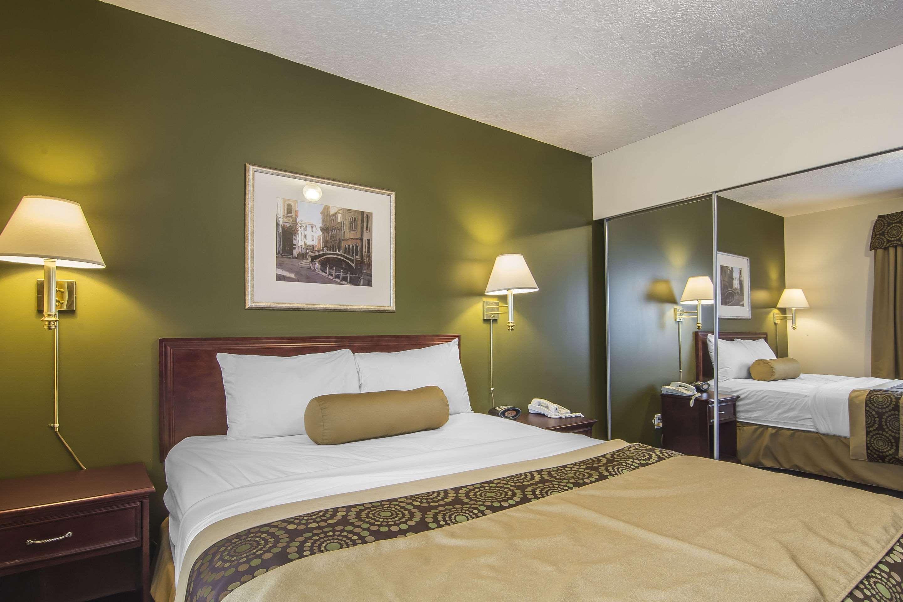 Econo Lodge Inn & Suites High Level Extérieur photo