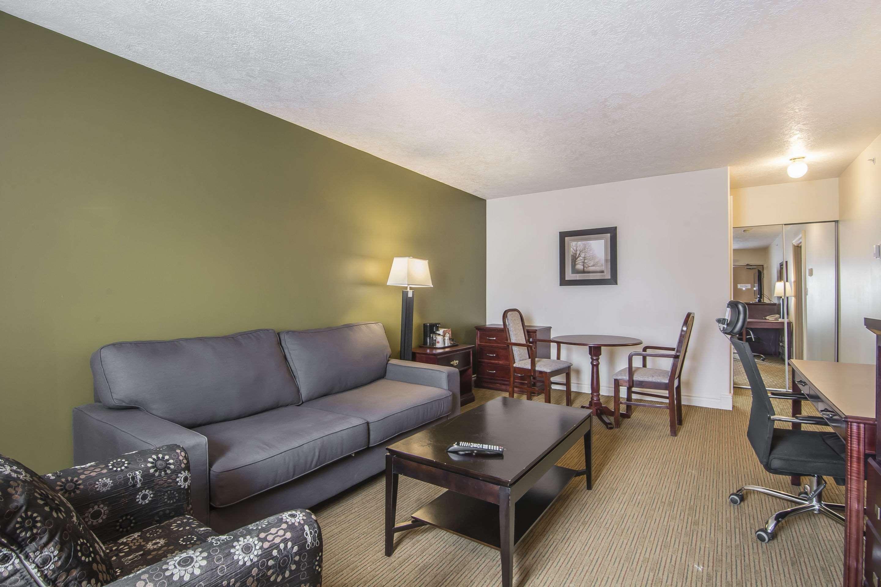Econo Lodge Inn & Suites High Level Extérieur photo