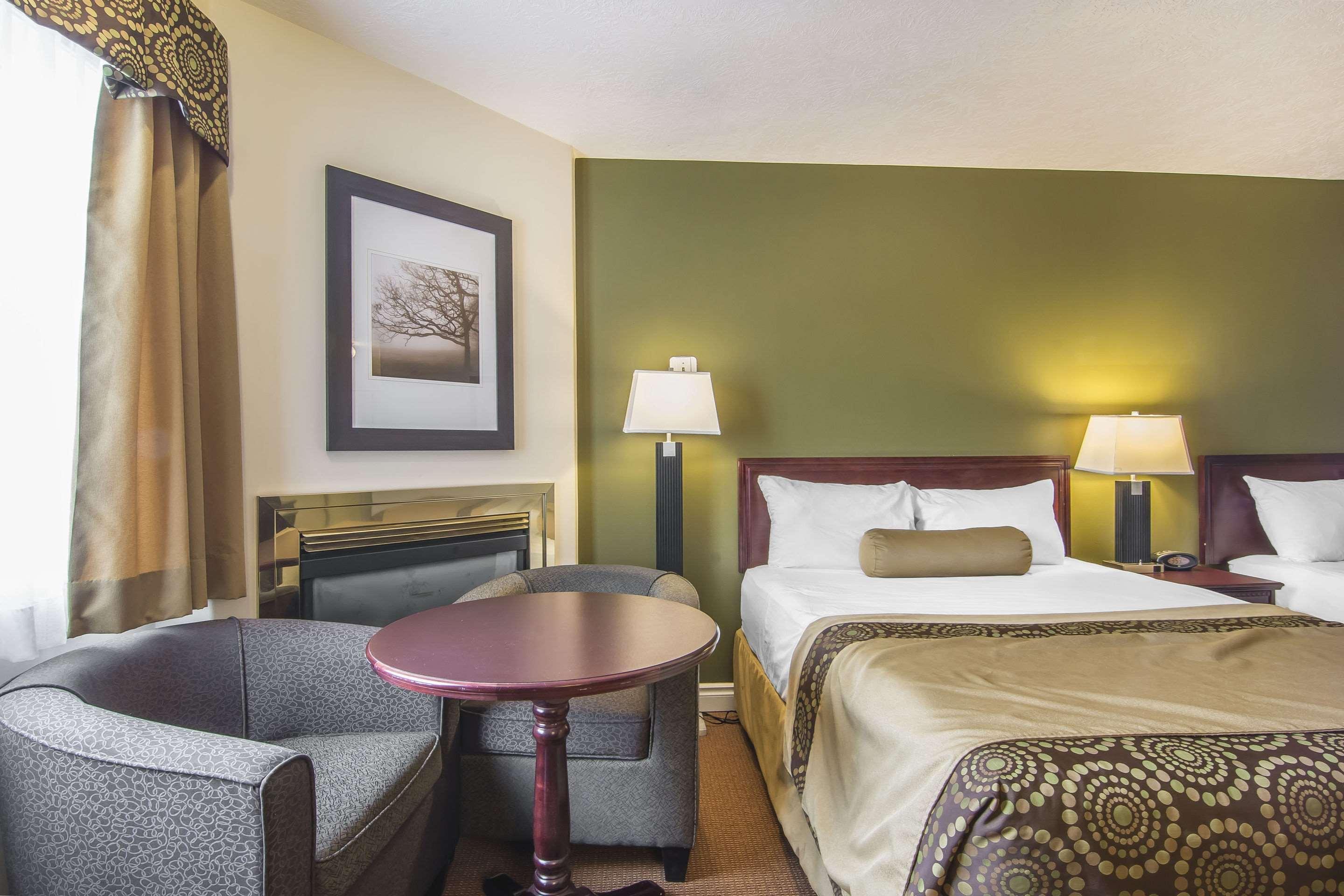 Econo Lodge Inn & Suites High Level Extérieur photo