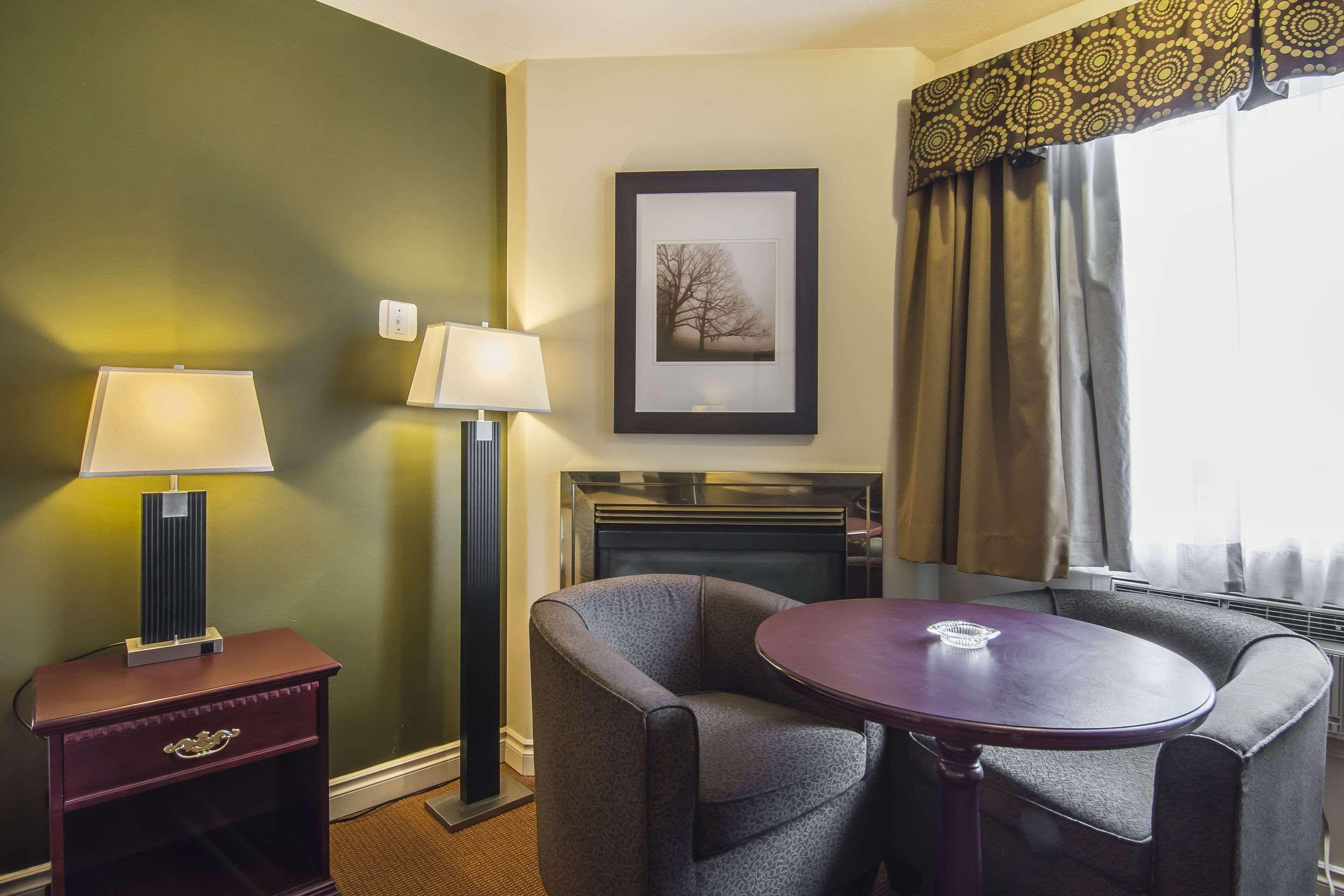 Econo Lodge Inn & Suites High Level Extérieur photo